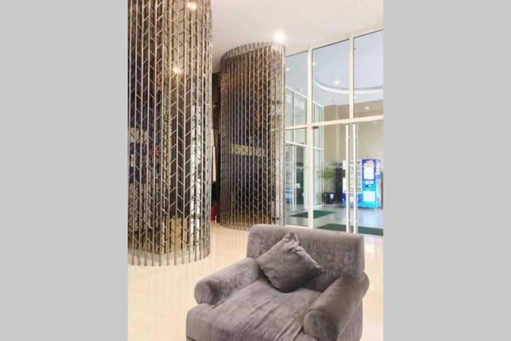 1 Bedroom Apartment Near Central Park Mall Jakarta Ngoại thất bức ảnh
