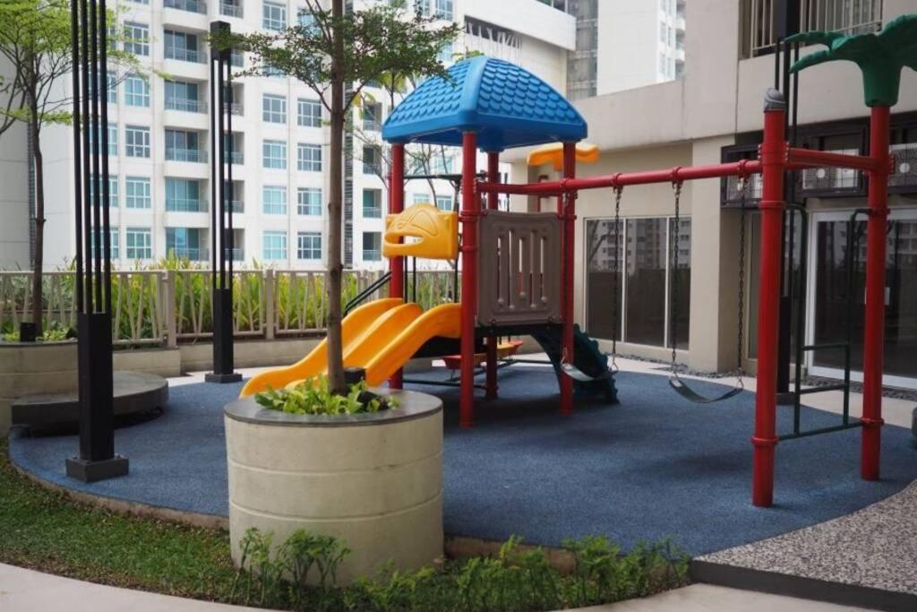 1 Bedroom Apartment Near Central Park Mall Jakarta Ngoại thất bức ảnh